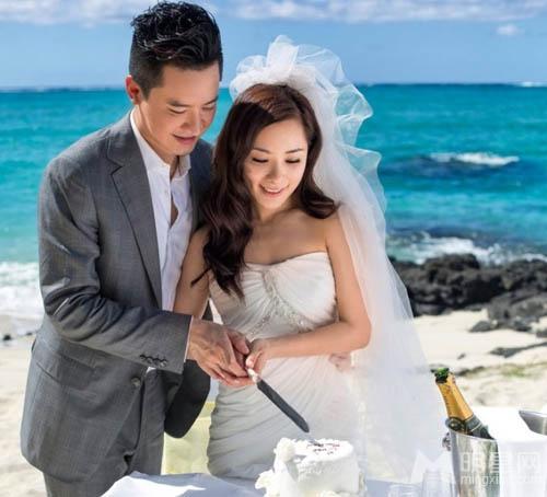 探索冷知识,尽在一家工厂生产一批玩具,五个工人两小时做了440个玩具,平均每个工人每小时做多少个玩具?!